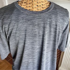 Lululemon workout shirt XL